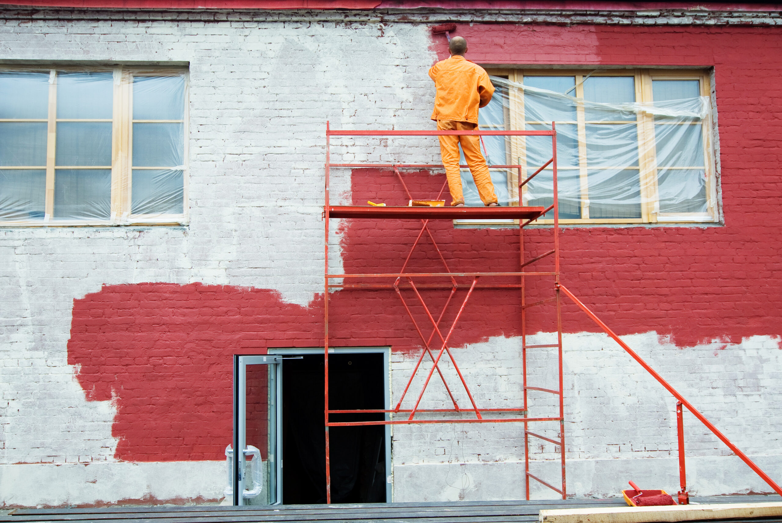 Réalisations de peinture de façade à Saint-Jean-de-Lignières et Saint-Georges-sur-Loire par LLD PICHON.